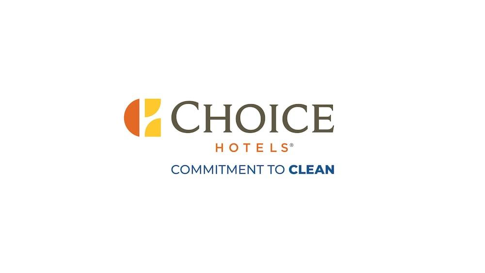 Quality Suites La Grange Εξωτερικό φωτογραφία