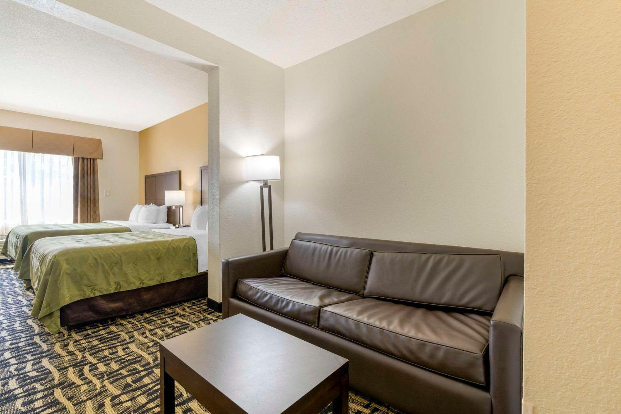 Quality Suites La Grange Εξωτερικό φωτογραφία