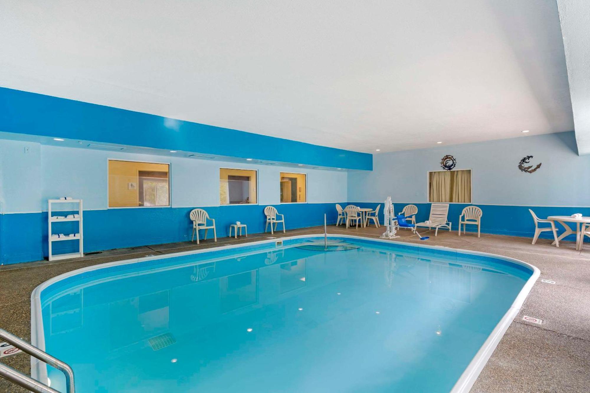Quality Suites La Grange Εξωτερικό φωτογραφία